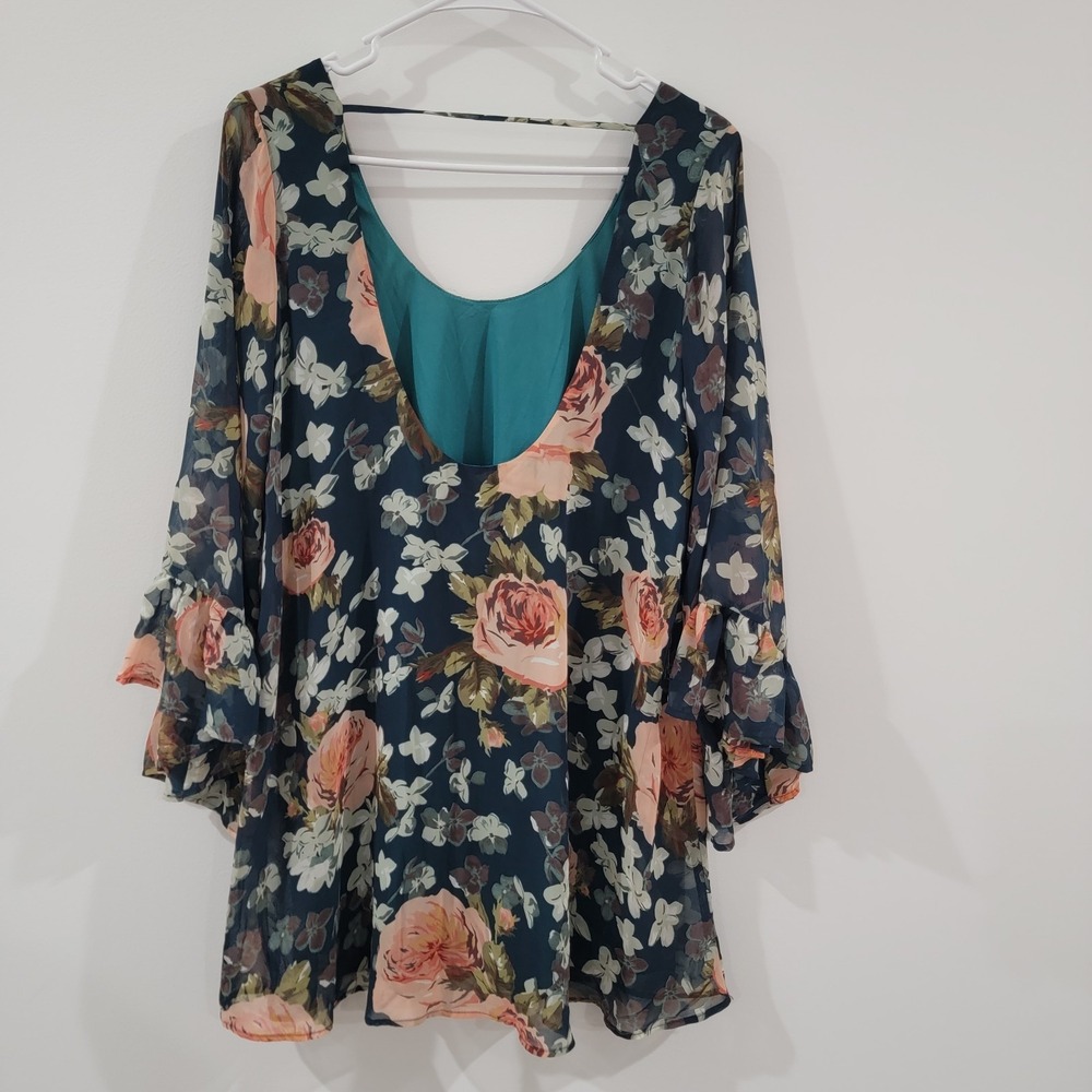 Show Me Your Mumu Mini Dress Size Small Green Floral Bell Sleeve Dainty - Picture 2 of 8